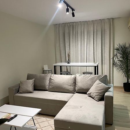 White Apartment, In The Center Of Tirana Kültér fotó
