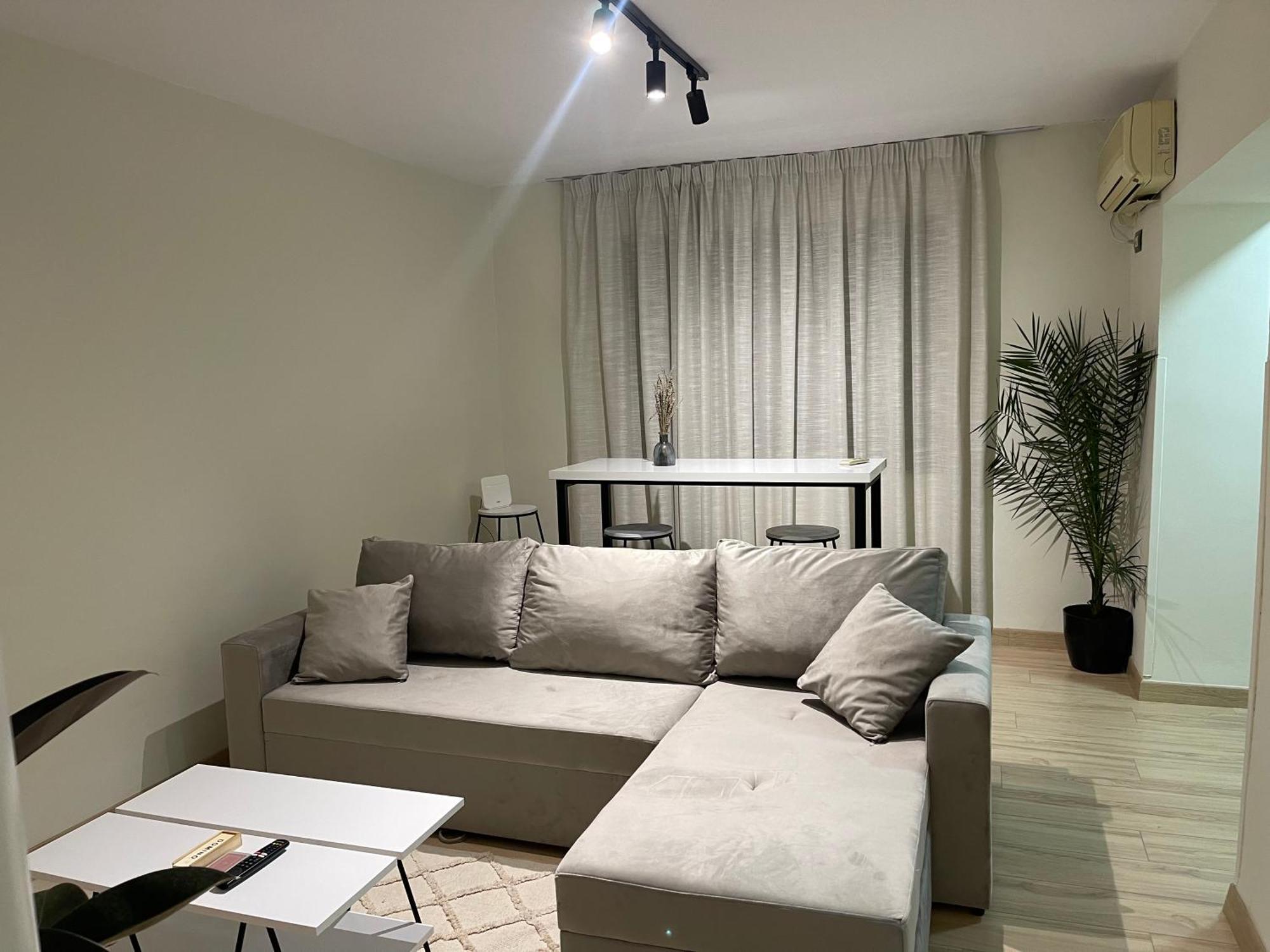 White Apartment, In The Center Of Tirana Kültér fotó