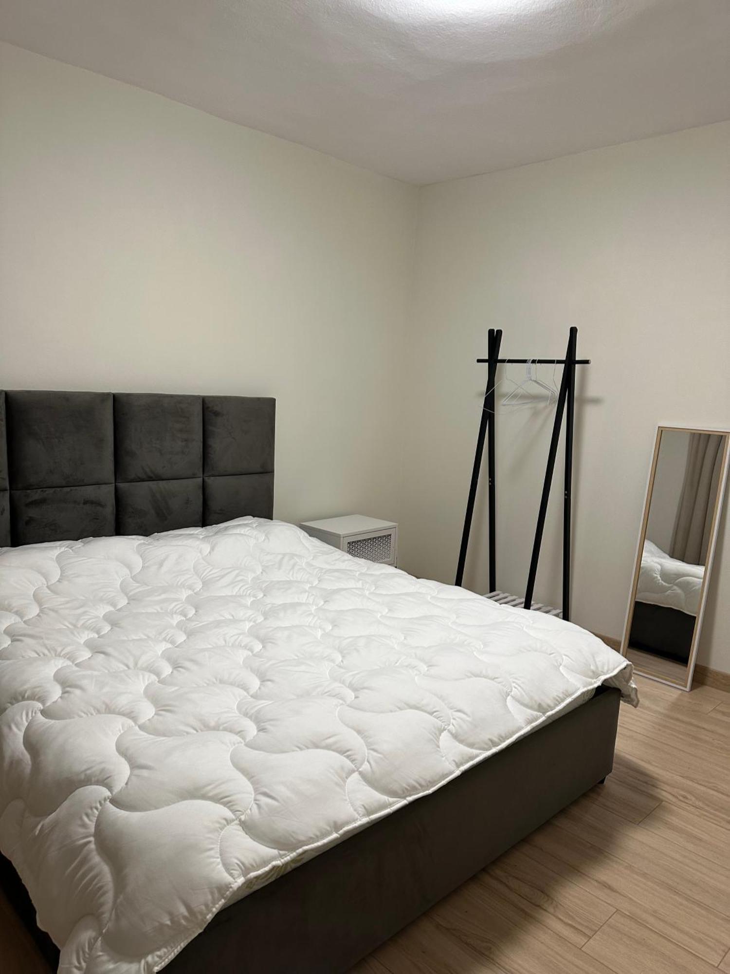 White Apartment, In The Center Of Tirana Kültér fotó