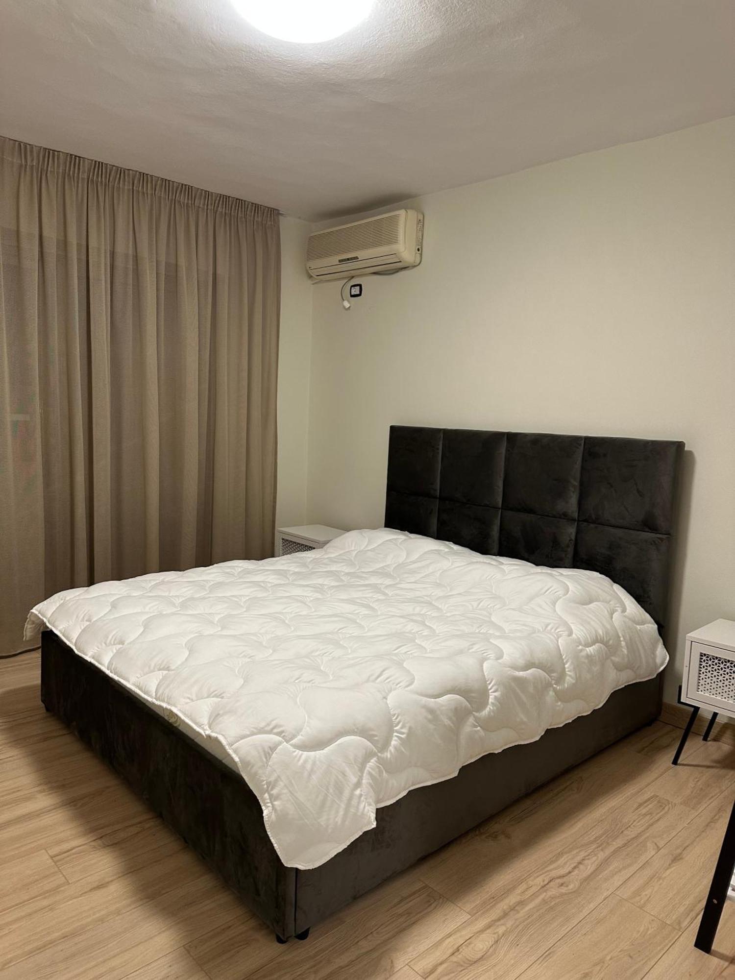 White Apartment, In The Center Of Tirana Kültér fotó